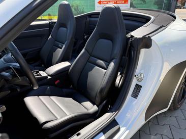 Porsche 991 I Carrera S — photo 14