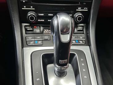 Porsche 991 II Carrera 4S — photo 18