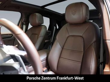 Porsche Cayenne III S Platinum Edition — photo 11
