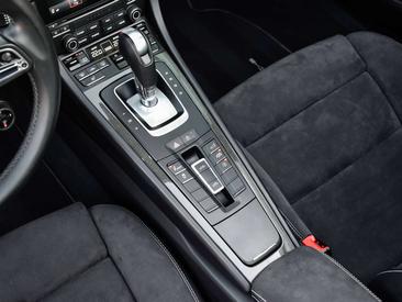 Porsche 991 II GTS — photo 11