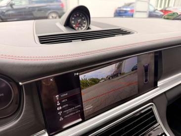 Porsche Panamera II GTS — photo 29