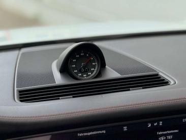 Porsche Panamera II GTS — photo 37