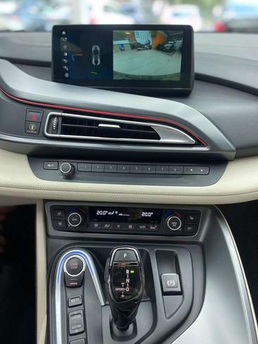 BMW I8 — photo 15