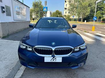 BMW Série 3 Touring 330e XDrive — photo 2