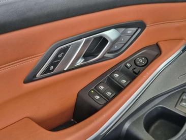 BMW M3 Competition — photo 17