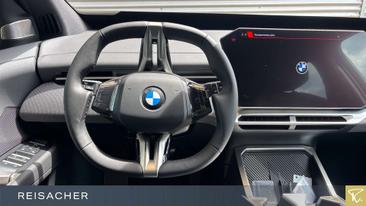 BMW iX3 50 XDrive — photo 5
