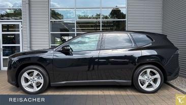 BMW iX3 50 XDrive — photo 9