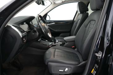 BMW iX3 — photo 17