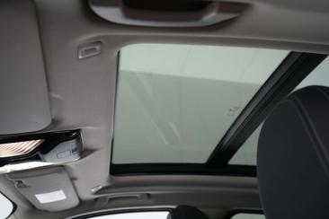 BMW iX3 — photo 27