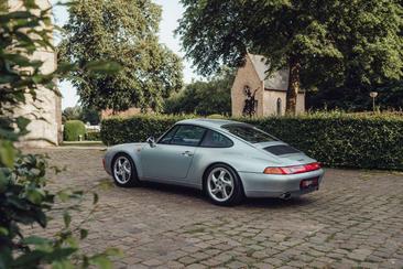 Porsche 993 Carrera — photo 7