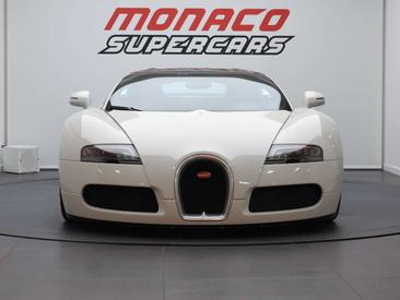 Bugatti Veyron Grand Sport — photo 7