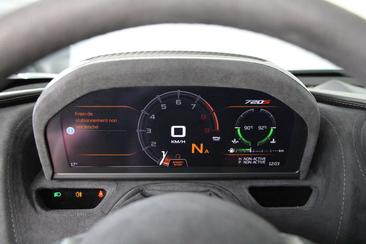 McLaren 720S — photo 20