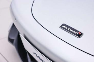 McLaren 720S — photo 28