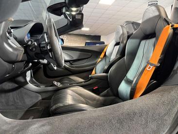 McLaren 570S Spider — photo 9