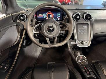 McLaren 570S Spider — photo 12