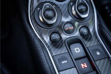 McLaren 540C — photo 11