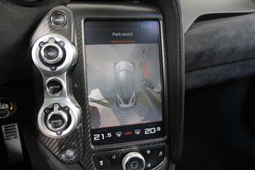 McLaren 720S — photo 39
