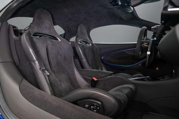 McLaren Artura — photo 13