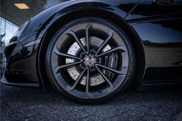McLaren 540C — photo 15
