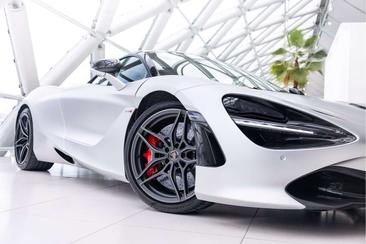 McLaren 720S — photo 46
