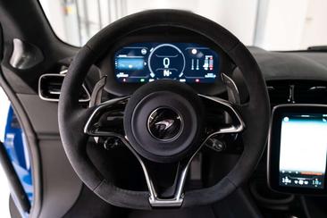 McLaren Artura — photo 16