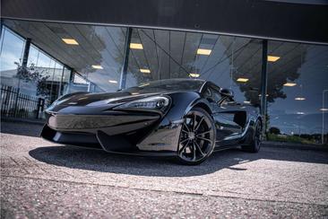 McLaren 540C — photo 25