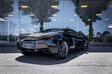 McLaren 540C — photo 37