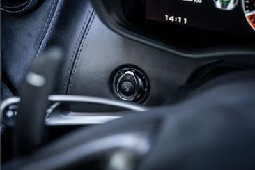 McLaren 540C — photo 42