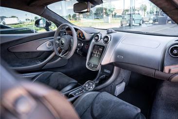 McLaren 540C — photo 48
