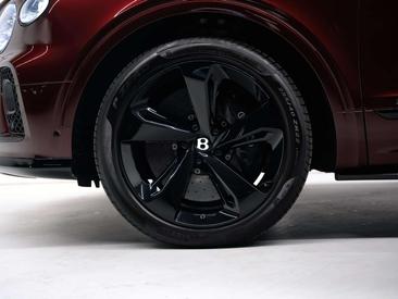 Bentley Bentayga V8 First Edition — photo 6