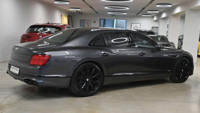 Bentley Flying Spur Hybrid Mulliner