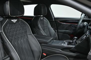 Bentley Flying Spur Hybrid Mulliner — photo 9