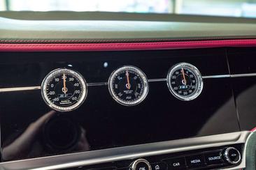 Bentley Continental GT W12 Speed — photo 44