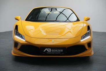 Ferrari F8 Spider — photo 3