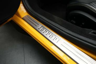 Ferrari F8 Spider — photo 22