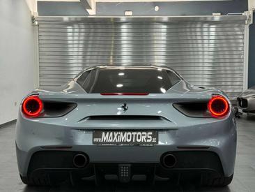 Ferrari 488 GTB — photo 11