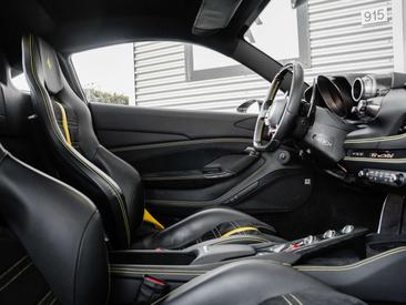 Ferrari F8 Tributo — photo 29
