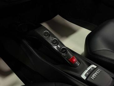 Ferrari 488 GTB — photo 21