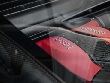 Ferrari F8 Tributo — photo 33