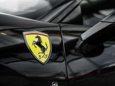 Ferrari F8 Tributo — photo 35