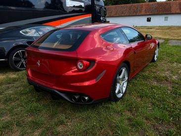 Ferrari FF — photo 4