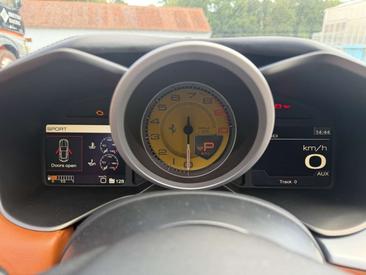 Ferrari FF — photo 6