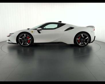 Ferrari SF90 Stradale — photo 2