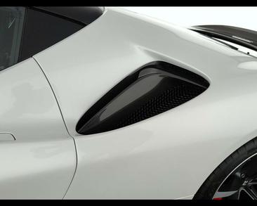 Ferrari SF90 Stradale — photo 20