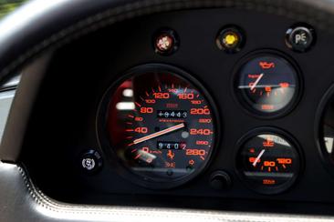 Ferrari 328 GTS — photo 15