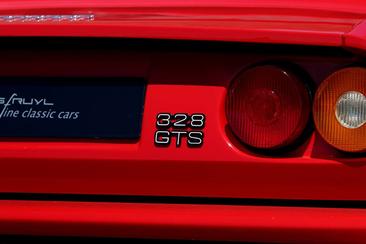 Ferrari 328 GTS — photo 20