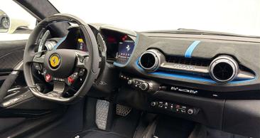 Ferrari 812 Competizione — photo 7