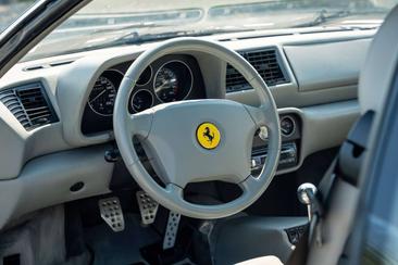 Ferrari F355 — photo 10