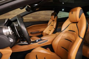 Ferrari GTC4Lusso — photo 6