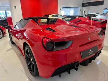 Ferrari 488 Spider — photo 4